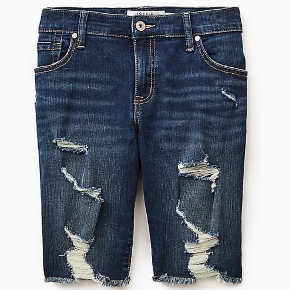 Torrid BOYFRIEND BERMUDA SHORT - Picture 6 of 6